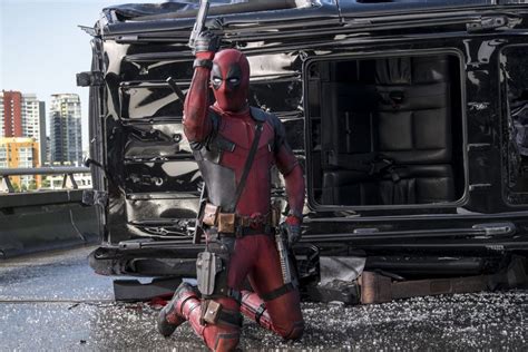 Ryan Reynolds Reveals There Were "Scary Fights" Making 'Deadpool,' Says ...