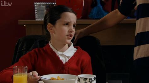 Amy Barlow Fans — Some photos of Amy Barlow played by Elle Mulvaney...