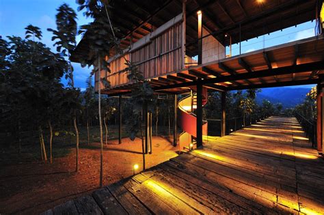 Gallery of Matale Holiday Retreat / Thisara Thanapathy Associates - 10 | Hotel architecture ...