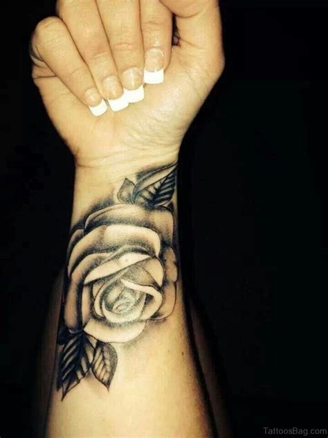 15 Delightful Black Rose Tattoos On Wrist