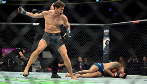 Dana White reacts to Jake Gyllenhaal's physique in his "Road House" UFC fight: “I don't think he ...