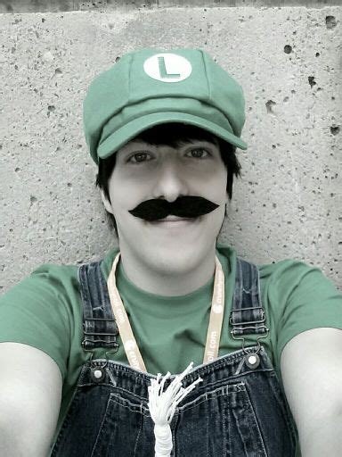 Luigi | Wiki | Cosplay Amino