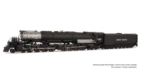 Union Pacific, heavy steam locomotive class 4000 “Big Boy“, running ...