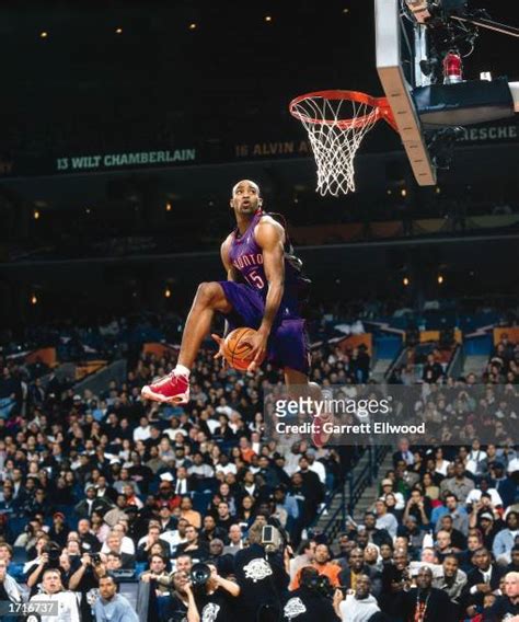 Vince Carter 2000 Dunk Contest Photos and Premium High Res Pictures - Getty Images