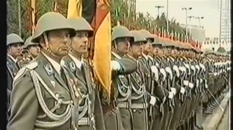 East German Military Parade 1989 Ehrenparade der NVA Volksarmee 1949 1989 40 JAHRE DDR - YouTube