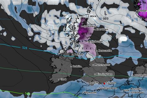 UK snow forecast: New weather maps show huge snow mass surging to ...