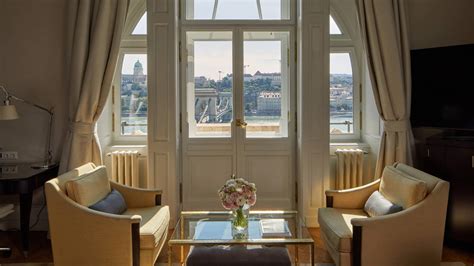 River-View Park Suite | Budapest Luxury Hotels | Four Seasons Hotel Budapest