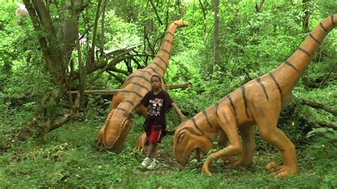 Dinosaur World in Cave City, Kentucky - YouTube