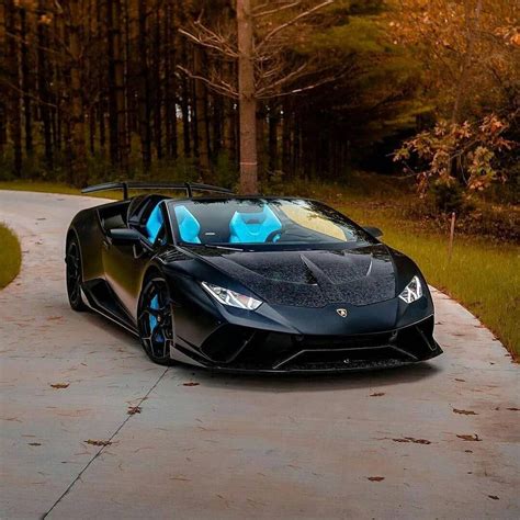 🖤🖤Lamborghini Black love 🖤🖤 on Instagram: “Lambo dark🖤Black with Blue 🖤 ...