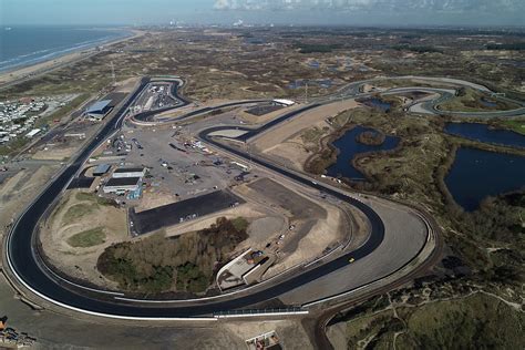 F1 Zandvoort : New F1 2020 Zandvoort 2020 Screenshots | RaceSimCentral ...