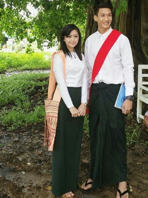 Myanmar school uniforms|| ©paingtakhon | Myanmar traditional dress ...