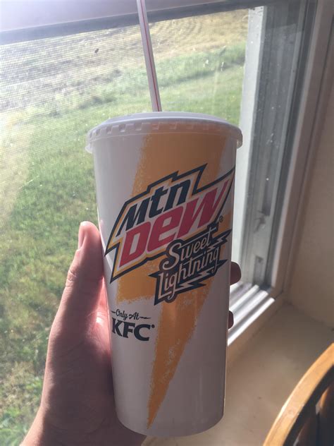 Cool new Mtn Dew Sweet Lightning cups : r/mountaindew