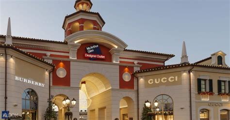 Designer Shopping Outlets In Milan