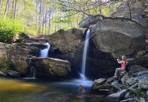 Hikers enjoy tour of Cheaha waterfalls | News | annistonstar.com