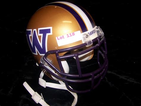 UNIVERSITY OF WASHINGTON FOOTBALL HELMET