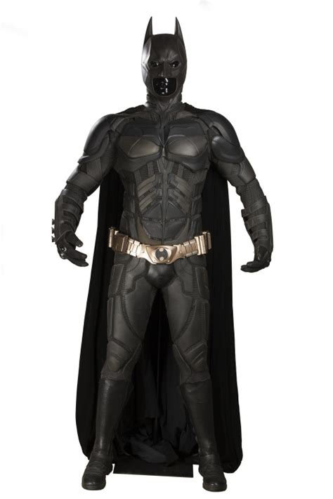 Someone just bought the 'Dark Knight' batsuit for $250,000 | Mashable