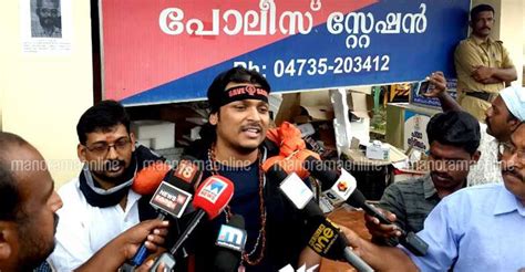 Rahul Easwar stopped at Nilakkal, says will return to Sabarimala