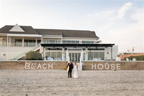 Newport Beach House | Wedding Venue in Newport, RI