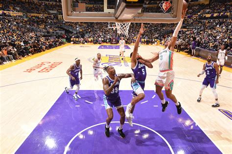 Lakers vs. Spurs Final Score: Staples Center era ends with blowout loss ...