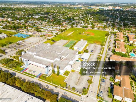 Aerial Drone Photo Of Nmb North Miami Beach Senior High School Stock Photo - Download Image Now ...