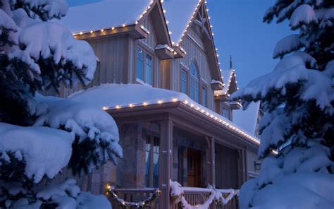 Outdoor decor ideas for the holiday season