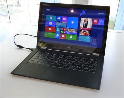 Lenovo Yoga 2 Pro Hands-On