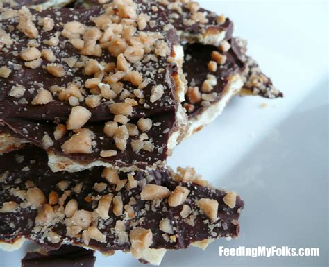 Chocolate Toffee Cracker Cookies | Feeding My Folks