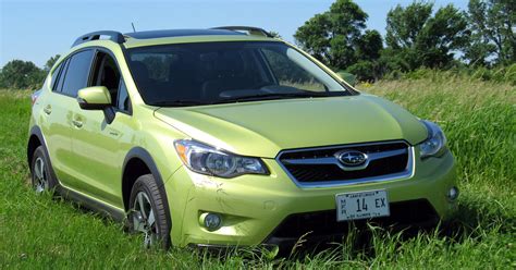 Inexpensively economical: 2015 Subaru XV Crosstrek hybrid crossover