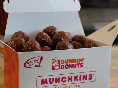 pumpkin-dunkin-munchkins-lifestyle