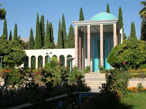 Historical Iranian sites and people: Saadi