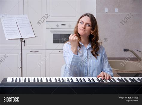 Angry Female Musician Image & Photo (Free Trial) | Bigstock