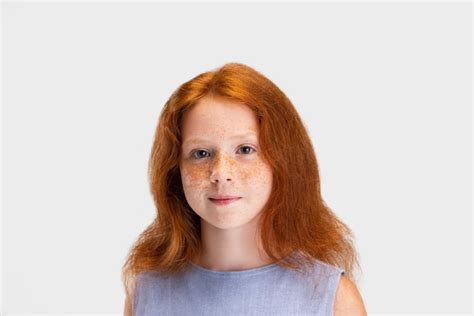 Little Girl Freckles Images - Free Download on Freepik