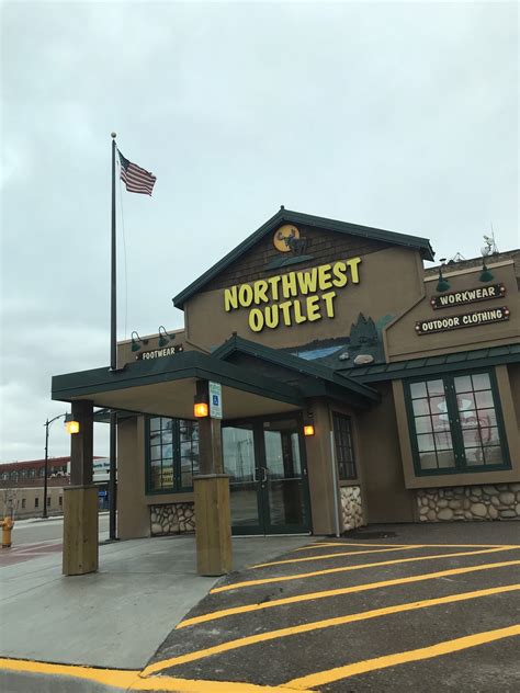 Northwest Outlet - Superior, WI 54880