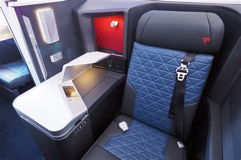 Where to Sit on Delta's Airbus A350: Delta One Business Class