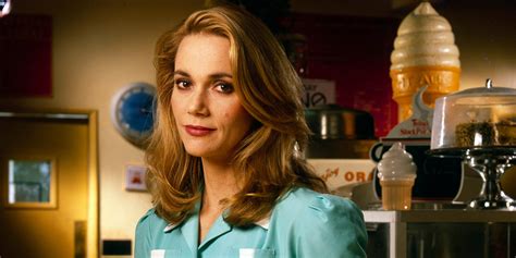 Peggy Lipton as Diner-owner Norma Jennings in Twin Peaks : r/ClassicScreenBeauties