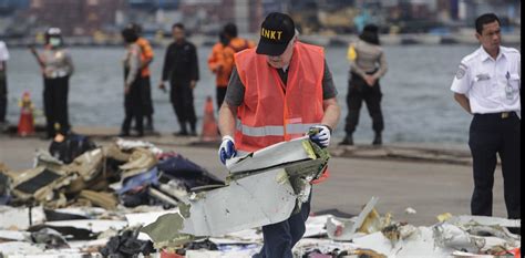 Lion Air JT-610 flight recorder found, but more evidence needed before ...