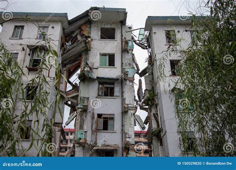 Destroyed Building in 2008 Sichuan Earthquake Memorial Site Editorial ...