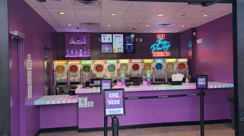 Fat Tuesday opens two downtown Savannah, River Street locations