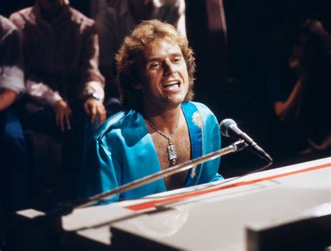 Gary Wright, 'Dream Weaver' Singer, Dead at 80