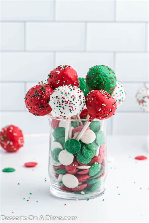 Christmas Cake Pops - Easy Christmas Cake Pops Recipe