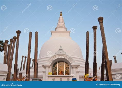 Thuparamaya dagoba stock photo. Image of dagoba, outdoors - 25417540