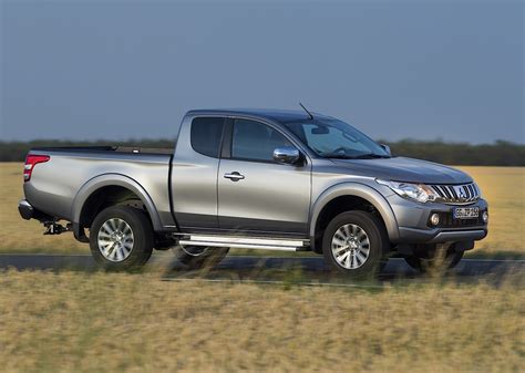 2015 Mitsubishi L200 Club Cab Specs & Photos - autoevolution