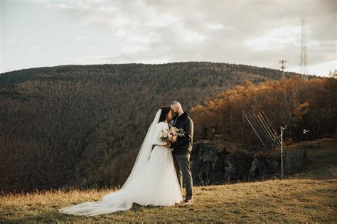 Leigh + Dan Hunter Mountain Wedding — Forever Photography | Creative NYC Wedding Photographer ...