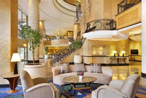 Hilton Sandton Hotel in Johannesburg - Room Deals, Photos & Reviews