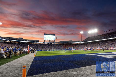 Kentucky and Tennessee to play at night in Kroger Field