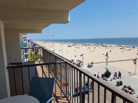 Direct Oceanfront Condo With Spectacular Views UPDATED 2021 ...