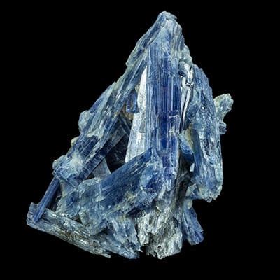 Kyanite Properties and Meaning + Photos | Crystal Information