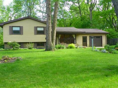 84 Stevensville Homes for Sale - Stevensville MI Real Estate - Movoto