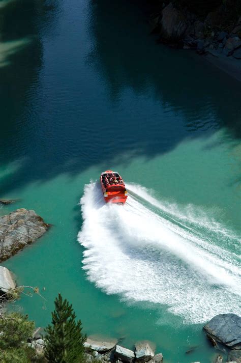 jet boat at shotover river - Metropol