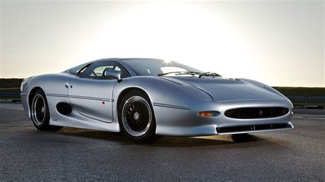 Jaguar XJ220 Wallpapers - Top Free Jaguar XJ220 Backgrounds ...